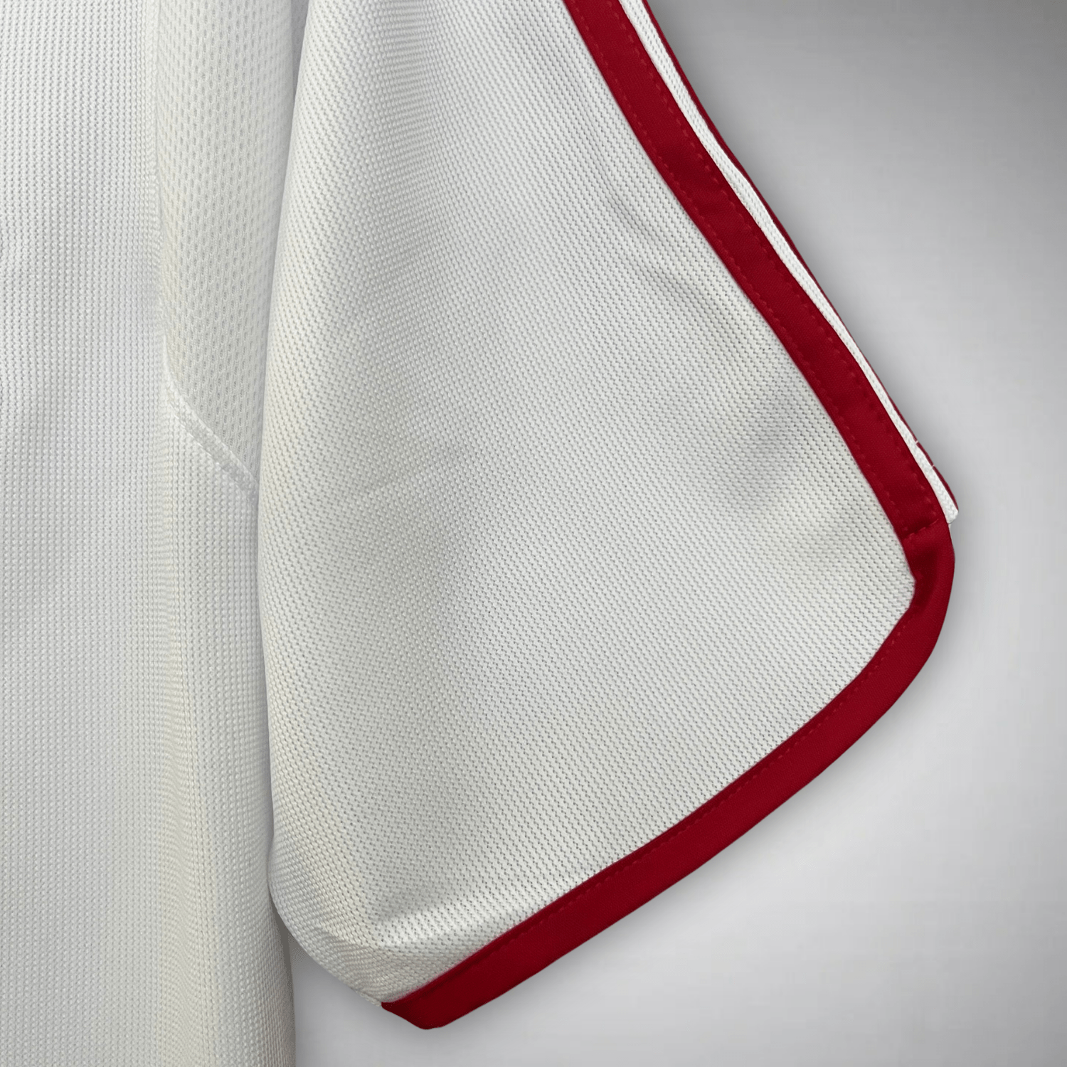 2000 Spain Away Kit - Premium Quality Kits at Football Monarch