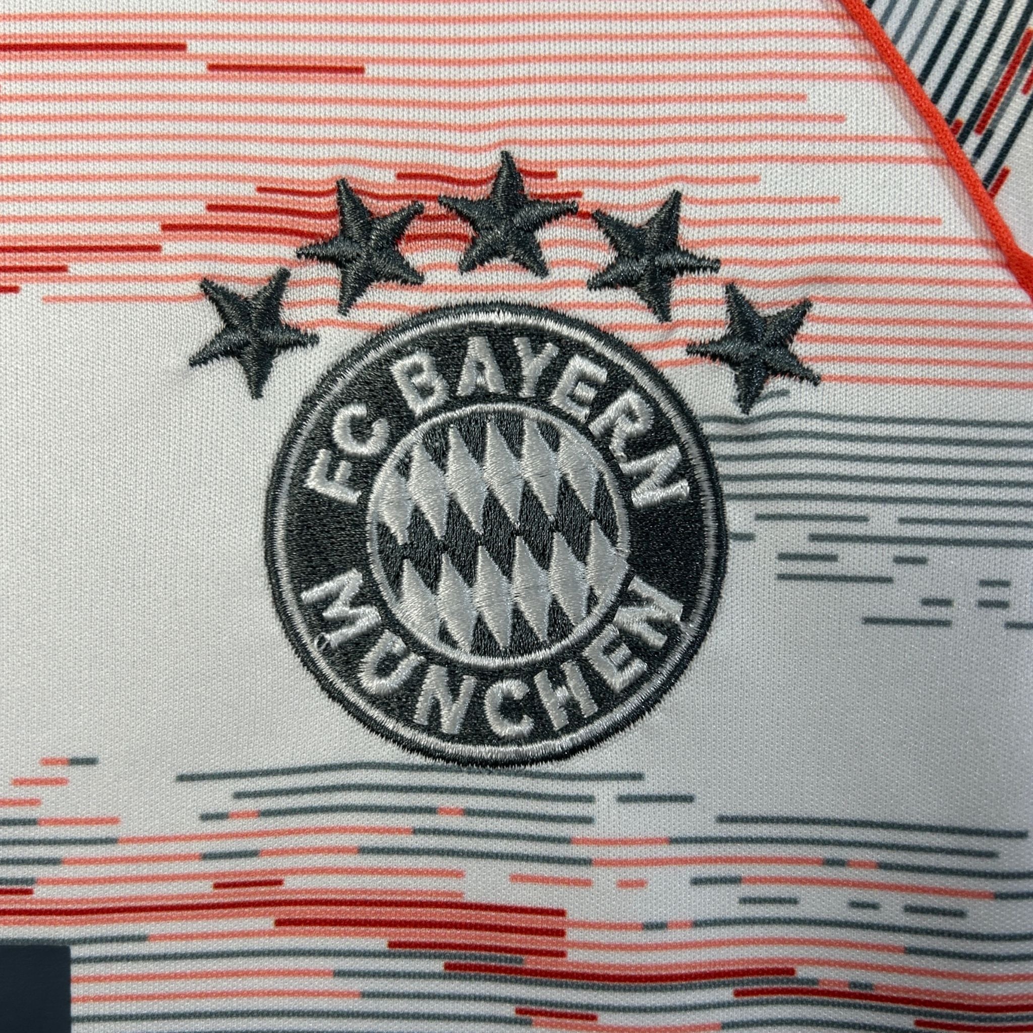 25/26 FC Bayern Away Kids Size Kit - Premium Quality Kits at Football Monarch