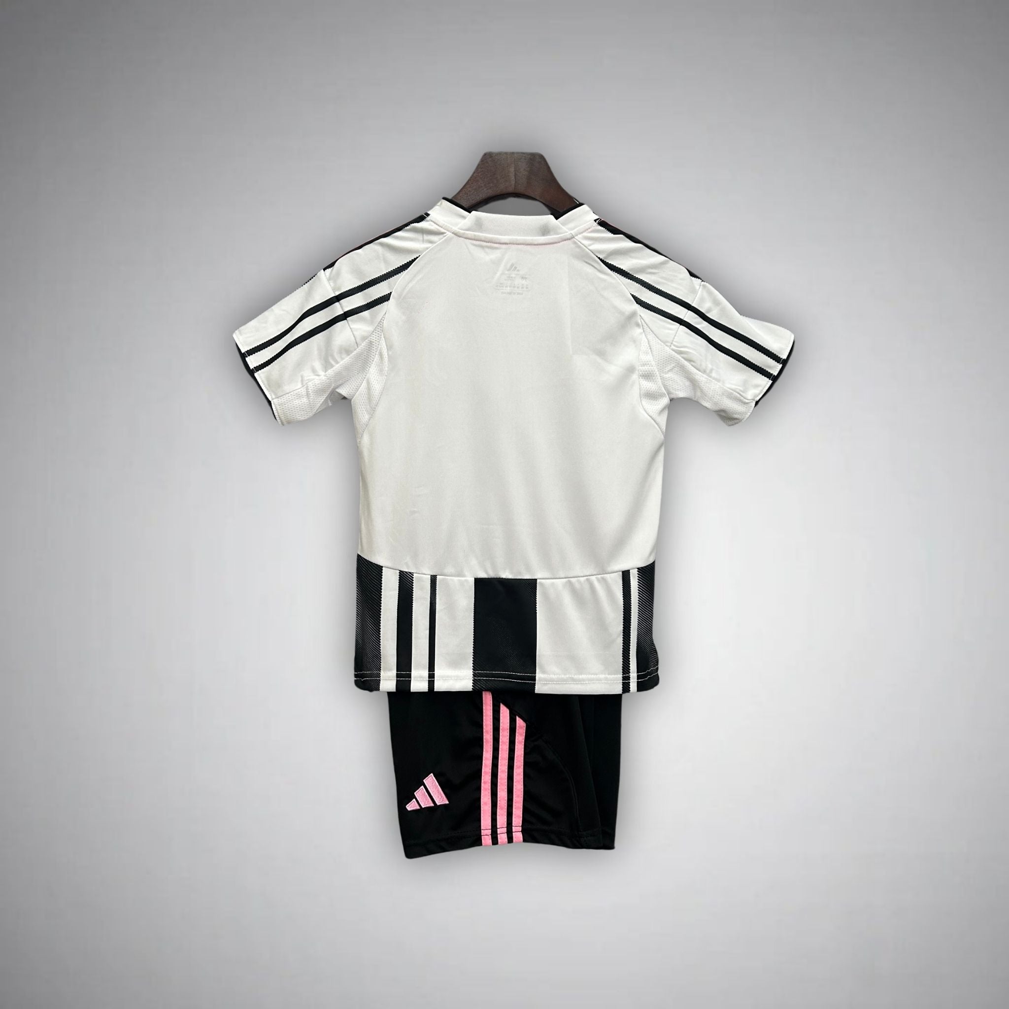 25/26 Juventus Home Kids Size Kit - Premium Quality Kits at Football Monarch