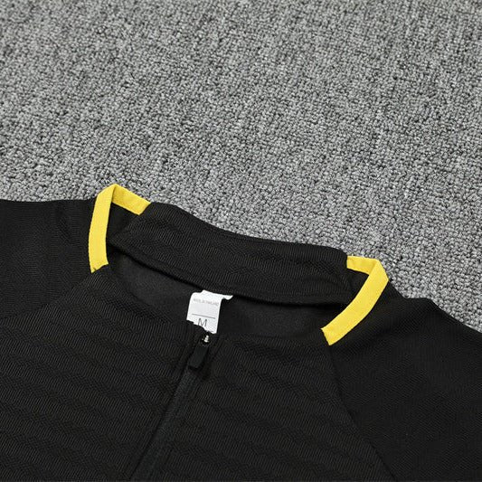 25/26 Manchester United Training Black Tracksuit - Premium Quality Kits at Football Monarch