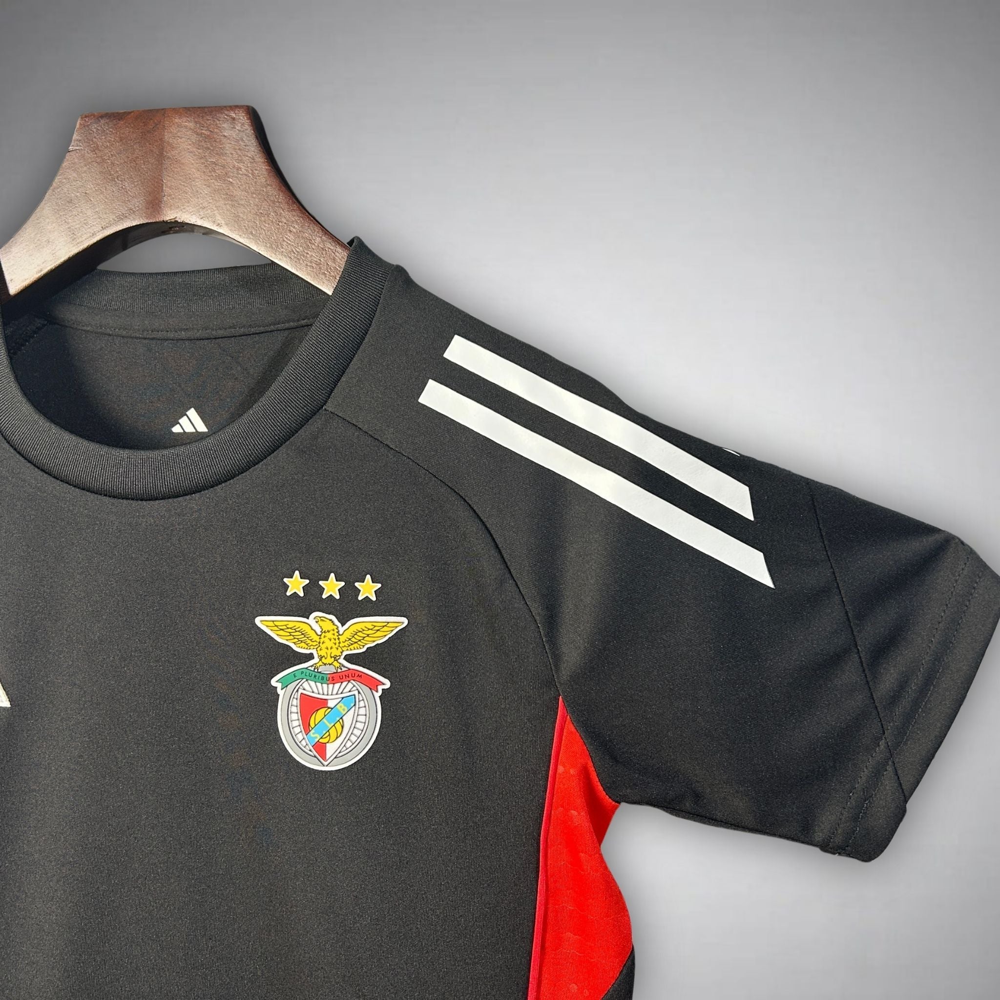 25/26 SL Benfica Training Kids Size Kit - Premium Quality Kits at Football Monarch